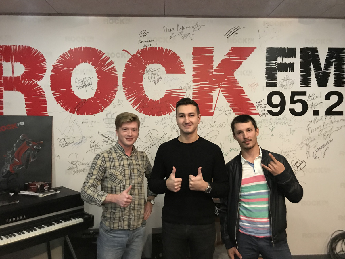Hard плейлист. Рок фм плейлист на сегодня. Ведущие rock fm. Рок фм плейлист на сегодня. Иэн гиллан 2022.